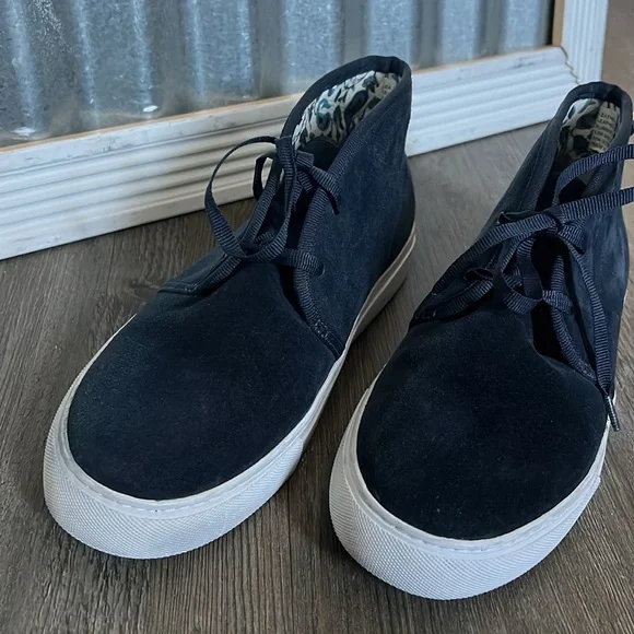 Tory Burch High Top navy Suede Sneakers size 9.5 - Picture 4 of 9